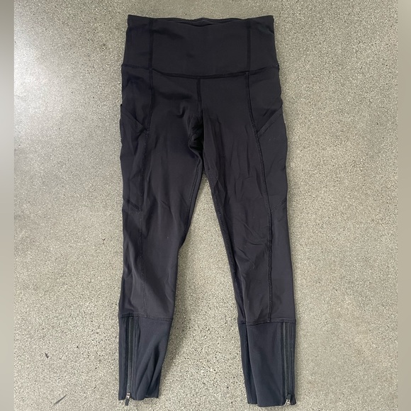 Lululemon tights - Picture 1 of 3